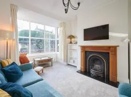 Host & Stay - Prospect Retreat