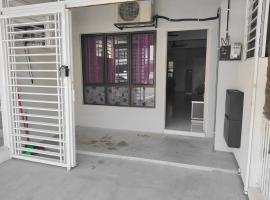 Homestay Villa Kesuma Cikgu Rokiah, hotel i Beranang