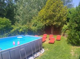 Cottage Wisteria, Hotel in Prasco