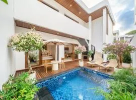 Walk to the Beach from This Brand New 3BR Villa with Pool!