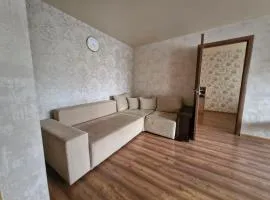 Двокімнатна квартира в центрі біля Театру