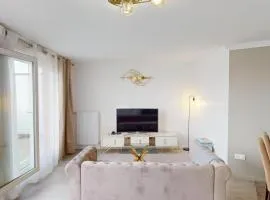 Splendide appart vue sur Tour Eiffel et proche de Paris