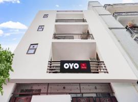 Hotel O Royal residency, hotel in Dera Māndi