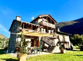 Chalet Valchiavenna, hotel in San Cassiano