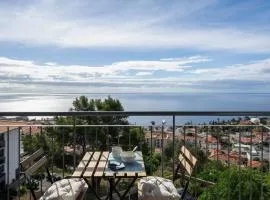 Blue Horizon Apartment - With Sea View