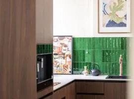 1.75 Paris La Trêve