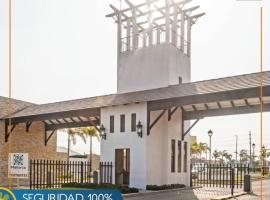 Stylish Home via a Samborondon, vila v destinaci Estancia Vieja