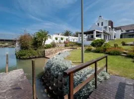 Mahe Beat, St Francis Bay Canals