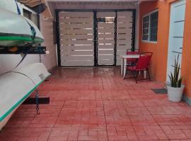 Casa Tamarindo, hotel in San Carlos