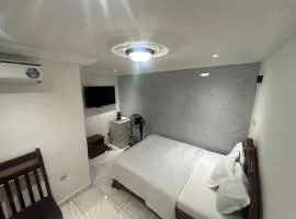 Luxury Villa AC Ensuite Room 7