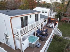 Waterfront Escape Hottub, Pets Ok, Pool Table, hotel v destinaci Dennis