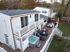 Waterfront Escape Hottub, Pets Ok, Pool Table