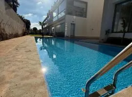 Luxurious Apt with Pool&Sea View