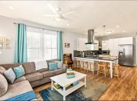 Cozy 3BD Galveston Beach Getaway
