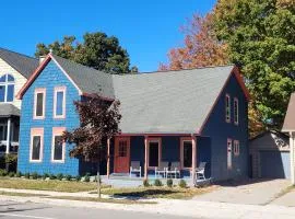 The Coral Castle - Gorgeous And Great Location!