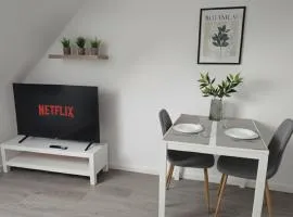 Bruchsal Business Apartment - Schreibtisch - Smart-TV