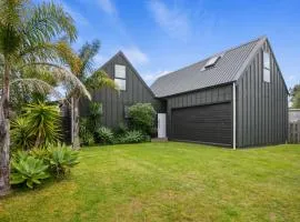 Relax on Williamson - Whangamata