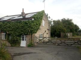 Yew Tree Cottage, holiday home in Bristol