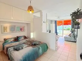 Flat con Piscina in Costa del Silencio - 5 minuti dal mare