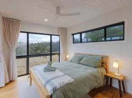 Off-Grid Farm Stay with Scenic Views