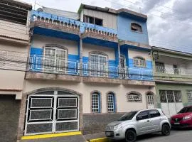 Casa Nhá Chica - Aparecida - a 10 minutos a pé do Santuário Nacional