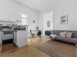 Bespoke Stays - Rustic Stanley Bay Apartment