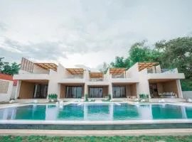 Bohemian Beachfront Apartments