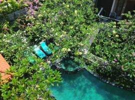 Satria Bungalow, hotel en Uluwatu