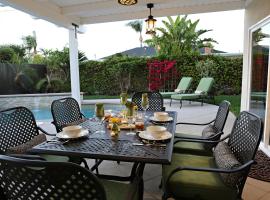 Destination #33, hotel in Orange