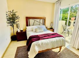 Casa completa en fraccionamiento privado San Jerónimo Coatepec, Hotel in Coatepec