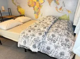 Bright Double Room in Wellingborough