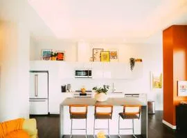 Free Parking Cozy 2br2ba Penthouse DT Halifax