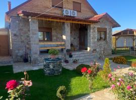 Villa Kadiu, hotel v destinaci Korçë