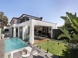 Bayside Grandeur w Heated Pool,Spa,Sauna,5 Ensuites, hotel v Melbourne