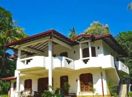 Barefoot Beach - Hiriketiya