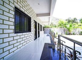 Hotel O JVS Park Inn, hotel em Ellora