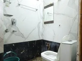 Hotel Urban Near Expo Mart