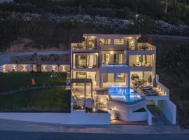 Luxurious Villa Selestine - With Private Pool, hotel in Panormos Rethymno