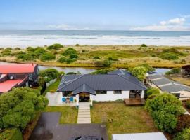 The perfect beach house vibe，位于但尼丁的酒店