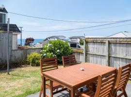 Sea Breeze On Belt - near beach & coastal walk, ξενοδοχείο τριών αστέρων σε Νιου Πλύμουθ