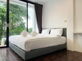 At Mutta Lanta House