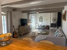 3 Bedroom 2 Bath Villa Private Pool in Mougins