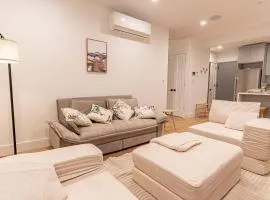 Japandi Cozy In Brooklyn & Balcony
