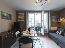 Appartement de Charme avec Terrasse Vue sur le Mer