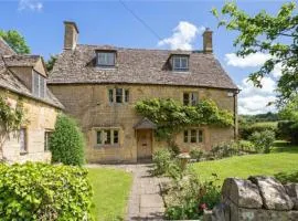 Orchard Cottage - Beautiful Home near Broadway!