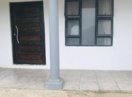 Zalu Lodge, chalé em Lusikisiki