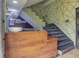 OYO D Town, ξενοδοχείο σε Gwalior