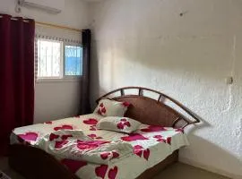 Haus in der natur 15 mn vom Flughafen Diass