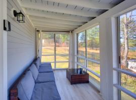 Lake-View Spofford Apartment w/ Shared Dock!, hotel u gradu Spofford