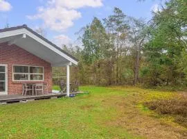 2 Bedroom Pet Friendly Home In Knebel